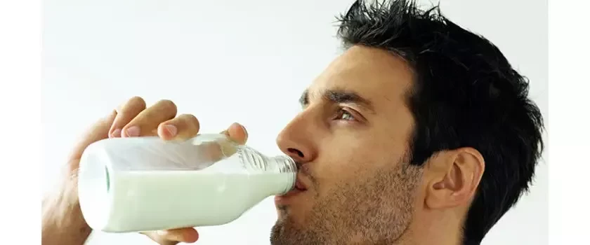 7 فایده بی نظیر مصرف شیر و دارچین برای آقایان 