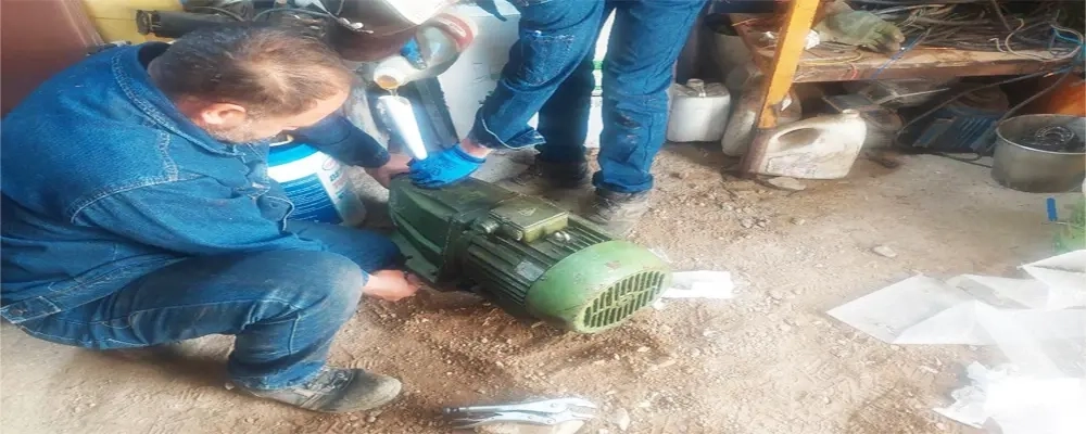 عملیات بهسازی و ارتقاء عملکرد موتور گیربکس دستگاه آوگر تخلیه در شرکت ملاردشیر