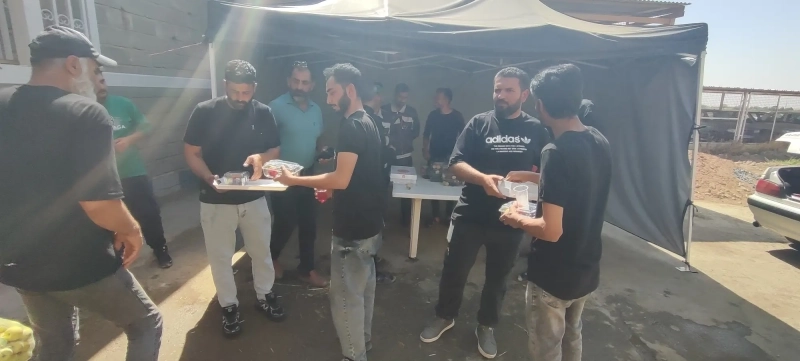 برپایی ایستگاه صلواتی توسط کارکنان واحد پشتیبانی شرکت ملاردشیر در پنجمین روز از ایام محرم