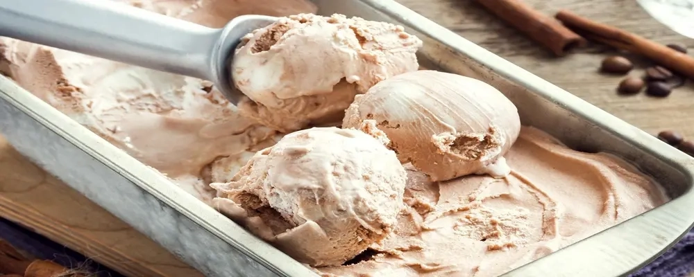 طرز تهیه بستنی خانگی با شیر تازه | بدون خامه، بدون دستگاه