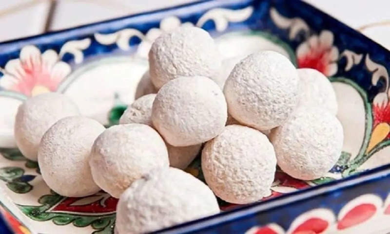 کشک خشک یا مایع، کدام بهتر است؟ بررسی کامل از دیدگاه تغذیه و مصرف روزمره