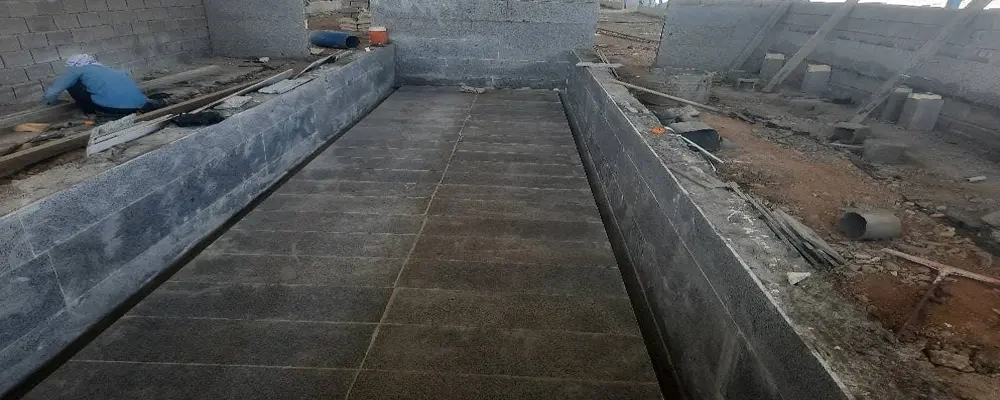 عملیات سنگ‌ کاری چاله شیر دوش زایشگاه پروژه 6 هزار رأسی ملایر