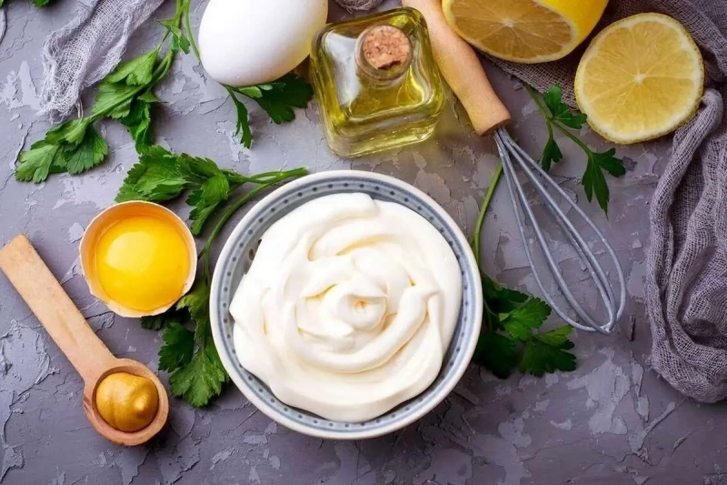 آموزش کامل طرز تهیه سس مایونز با شیر با نکات مهم
