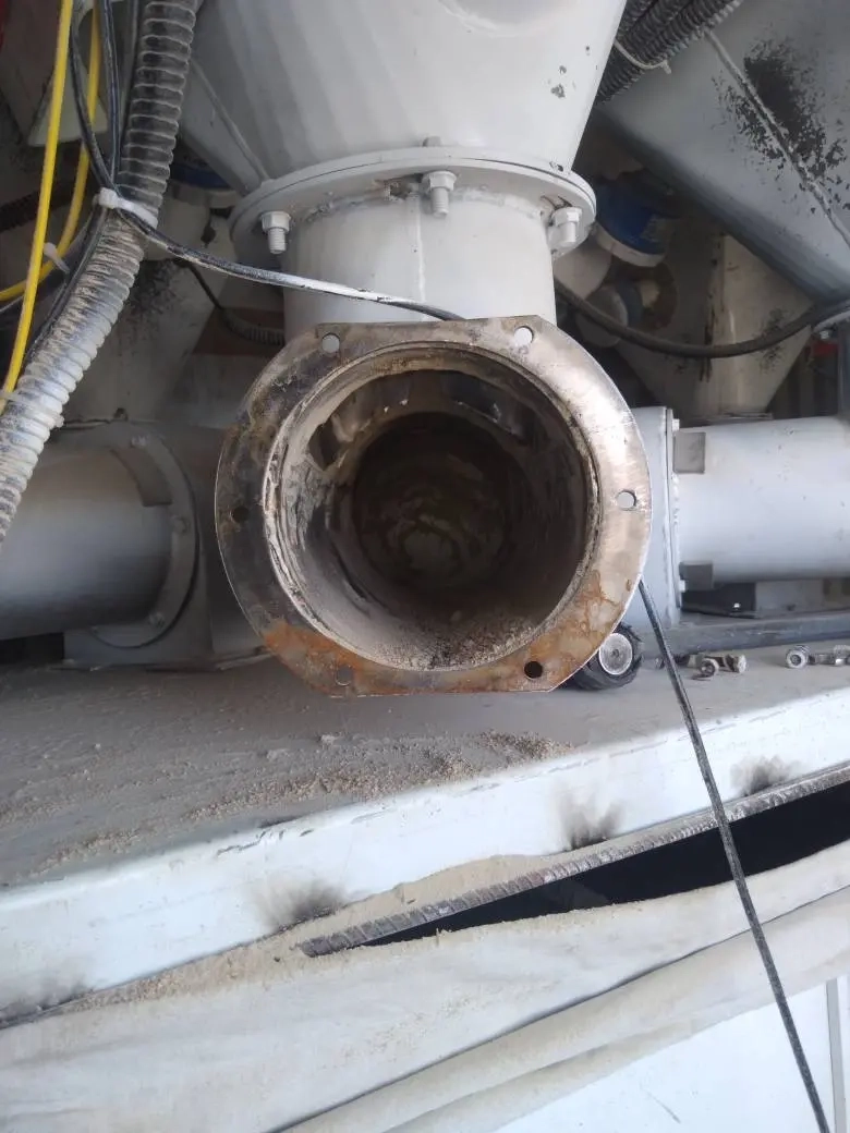 عملیات افزایش راندمان موتورهای مخازن هشتگانه در کارخانه خوراک تمام‌ اتوماتیک شرکت ملاردشیر