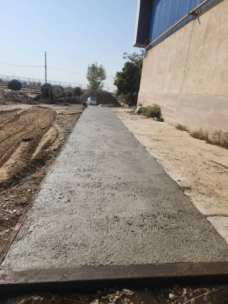 عملیات بتن‌ ریزی محل استقرار آیس بانک شیردوشی 80 واحدی شرکت ملاردشیر