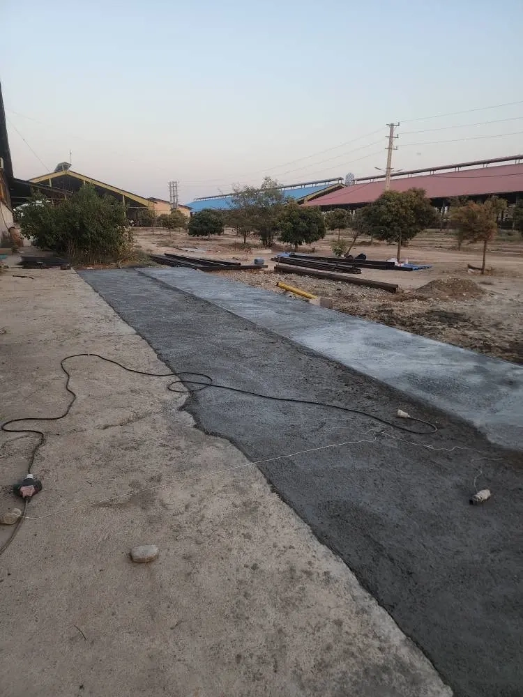 عملیات بتن‌ ریزی محل استقرار آیس بانک شیردوشی 80 واحدی شرکت ملاردشیر