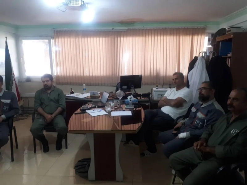 برگزاری کلاس آموزشی «اصول تغذیه دام» در واحد تولید شرکت ملاردشیر