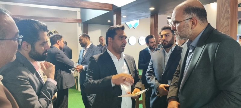 بازدید مشاور مدیر عامل و مدیرکل دفتر مرکزی حراست شستا از غرفه شرکت کشاورزی و دامپروری ملاردشیر در بیست‌ و چهارمین نمایشگاه بین‌ المللی دام و طیور کشور