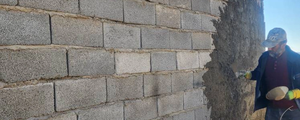 عملیات سیمان کاری اتاق دیزل ژنراتور در شرکت ملاردشیر