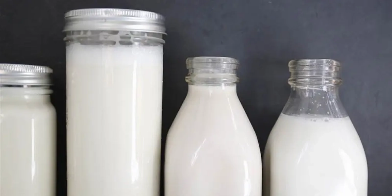 شیر غنی شده چیست و چرا باید آن را در برنامه غذایی روزانه خود جای دهیم؟