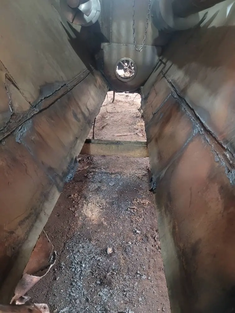 عملیات جایگزینی کامل کف فیدر استورتی و مانیتور شرکت ملاردشیر