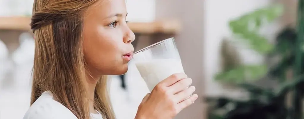 چه افرادی نباید شیر بخورند؟