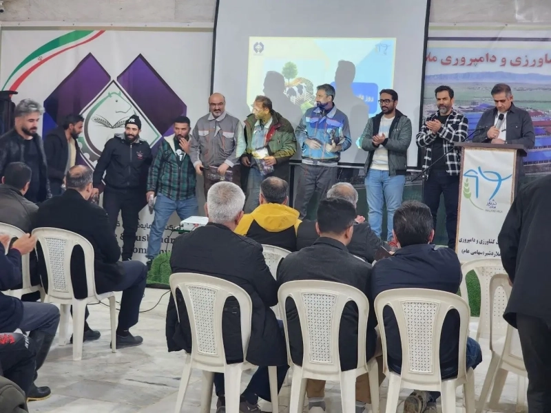 برگزاری مراسم روز دامدار و اهدای جوایز مسابقات فرهنگی‌ ورزشی هفته بسیج در شرکت ملاردشیر