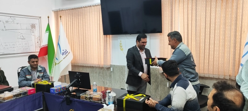 «یا راهی خواهیم یافت یا راهی خواهیم ساخت» تجلیل از مهندسان ملاردشیر در روز مهندس