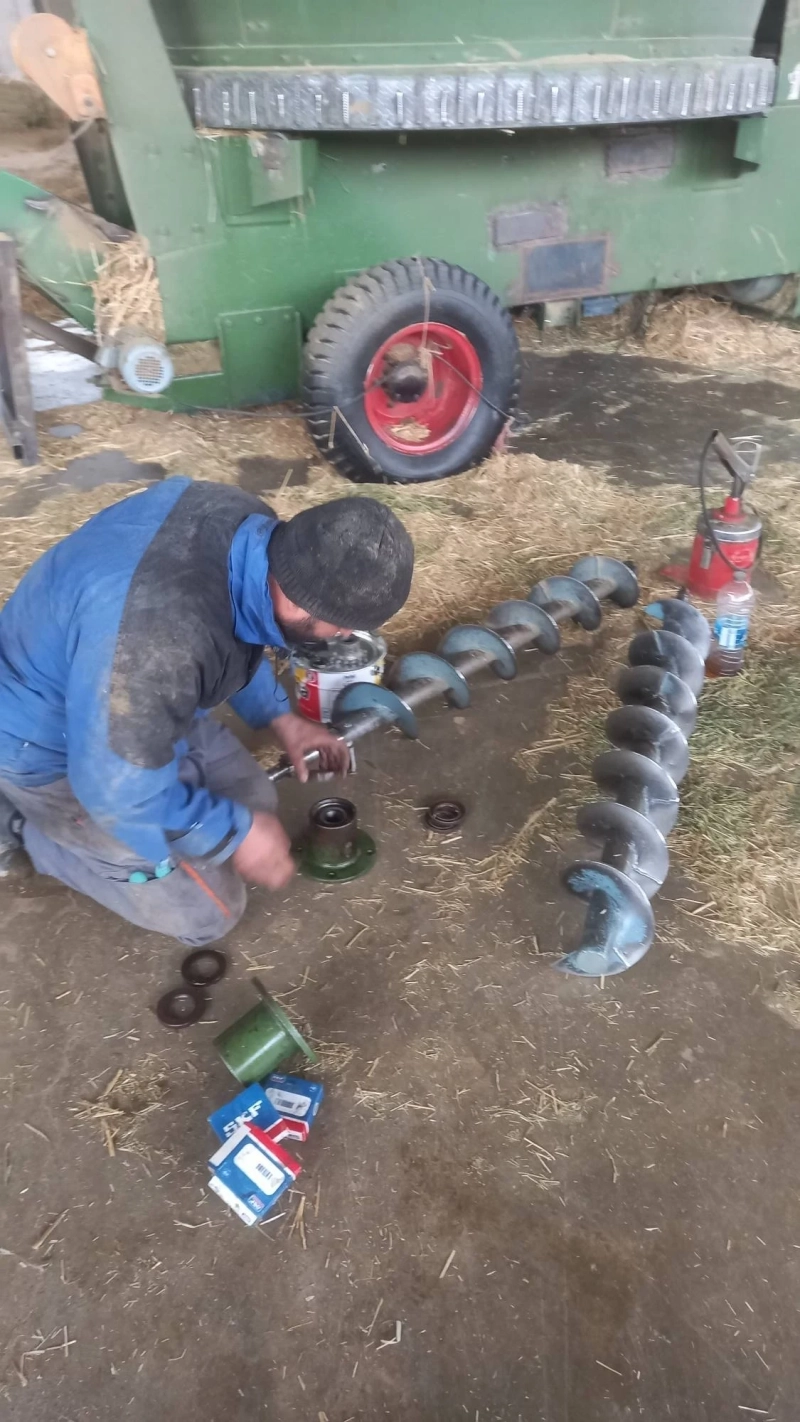 عملیات بهسازی و ارتقای عملکرد یونجه کوب شرکت ملاردشیر