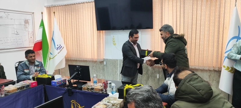 «یا راهی خواهیم یافت یا راهی خواهیم ساخت» تجلیل از مهندسان ملاردشیر در روز مهندس