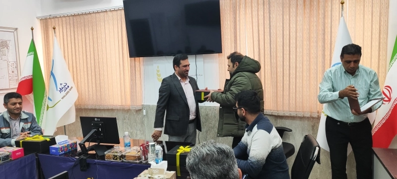 «یا راهی خواهیم یافت یا راهی خواهیم ساخت» تجلیل از مهندسان ملاردشیر در روز مهندس