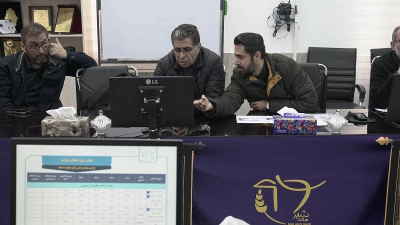بازدید دکتر سعیدی(مدیرعامل شرکت سرمایه گذاری تامین اجتماعی) و دکتر محمدی(مدیرعامل هلدینگ تادیکو) از شرکت ملاردشیر
