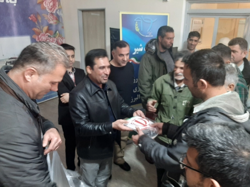 " تولید، خط مقدم سازندگی و پیشرفت کشور است"؛ پیام مدیرعامل ملاردشیر در دیدار با کارکنان