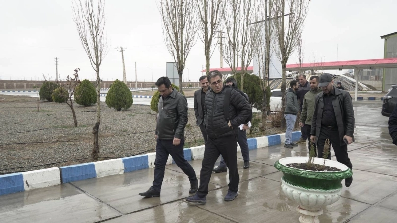 بازدید دکتر سعیدی(مدیرعامل شرکت سرمایه گذاری تامین اجتماعی) و دکتر محمدی(مدیرعامل هلدینگ تادیکو) از شرکت ملاردشیر