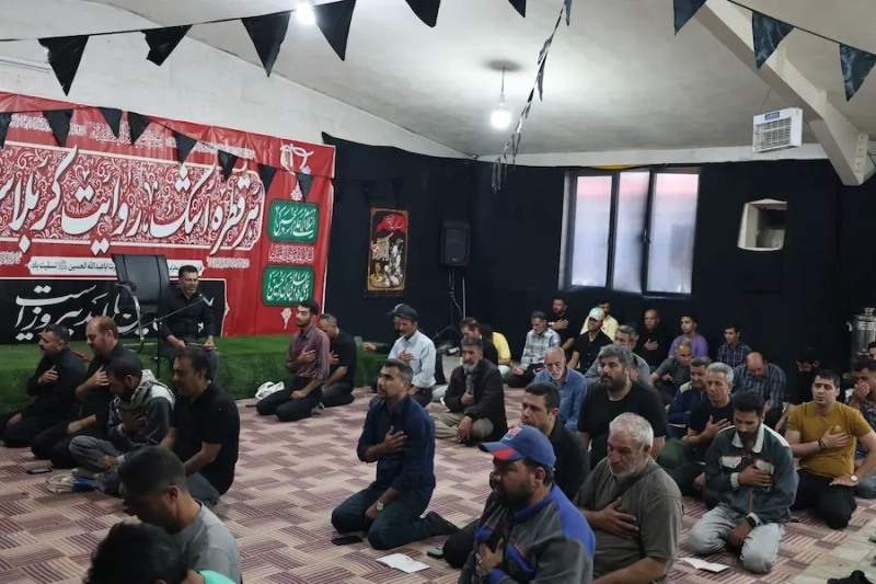 مراسم عزاداری حضرت رقیه(س) در سومین روز محرم در شرکت ملارد شیر برگزار شد