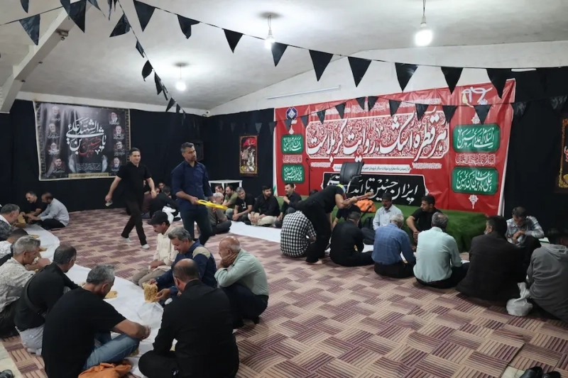 برگزاری عزاداری چهارمین روز محرم در شرکت ملارد شیر با یاد دو طفلان مسلم و حُرّ بن ریاحی