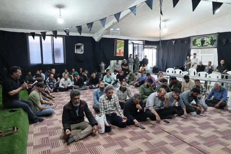برگزاری آیین قرائت زیارت عاشورا در نخستین روز ماه محرم در شرکت ملارد شیر