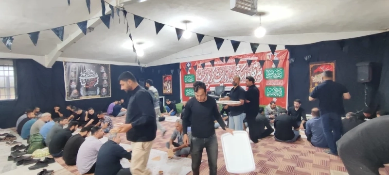 طنین «لالایی» در میعادگاه ملارد شیر؛ سوگواری هفتمین روز محرم به یاد کوچک‌ترین شهید کربلا